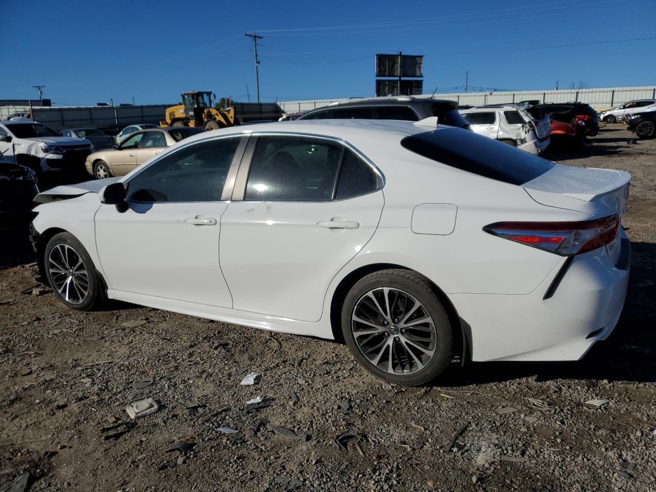 Toyota Camry Se Image 3
