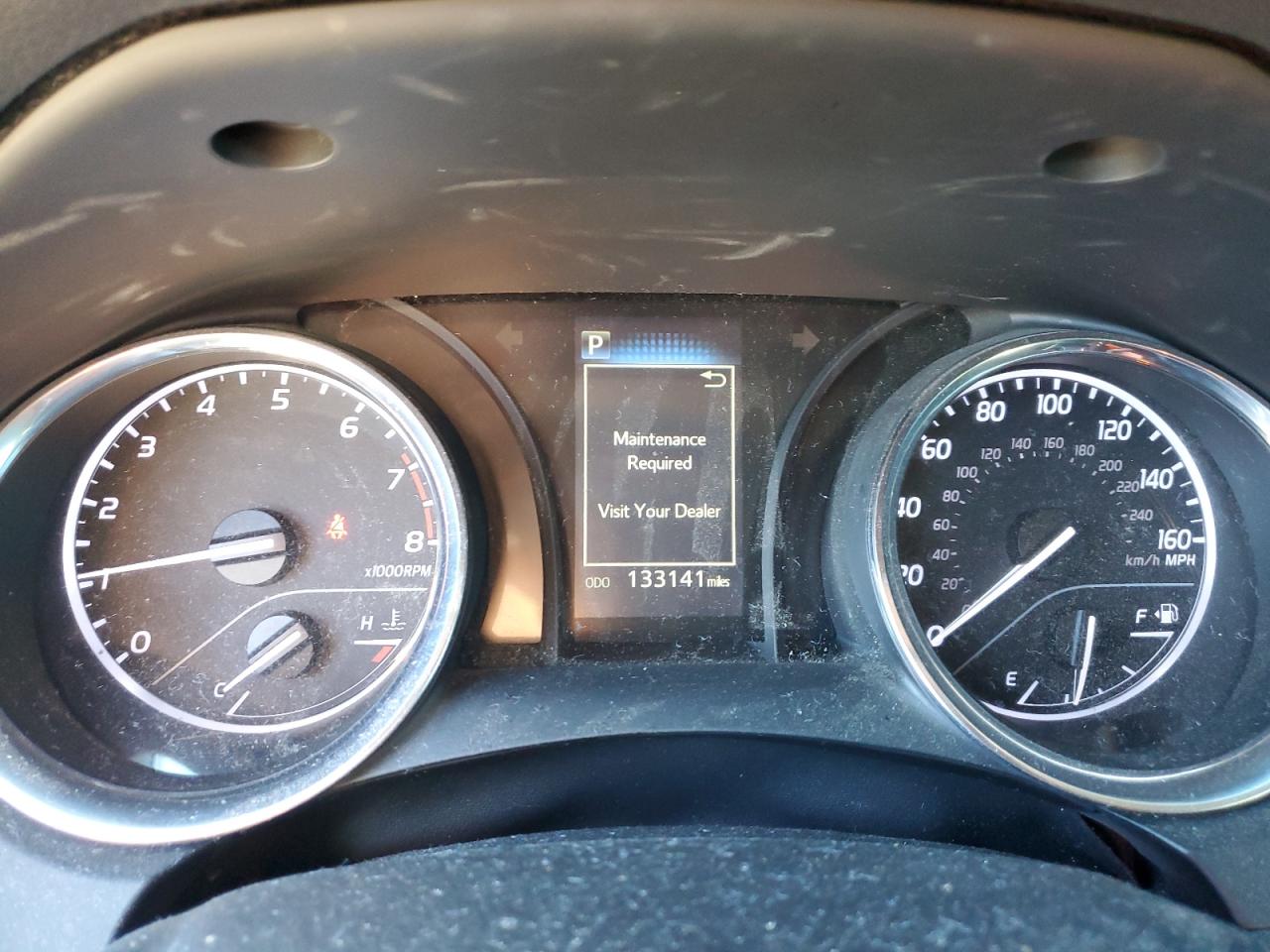 Toyota Camry Se Image 11