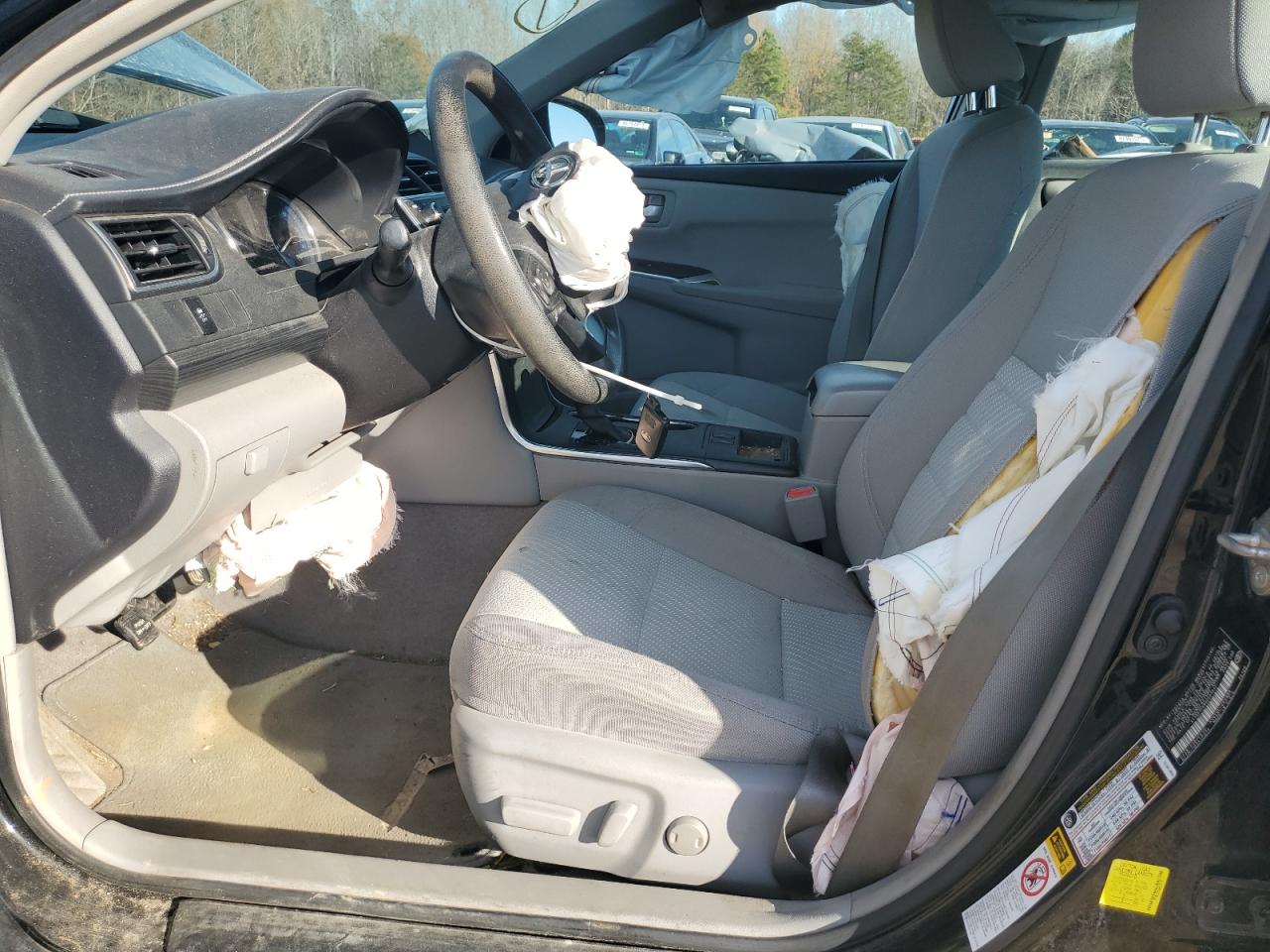 Toyota Camry Hybrid Image 3