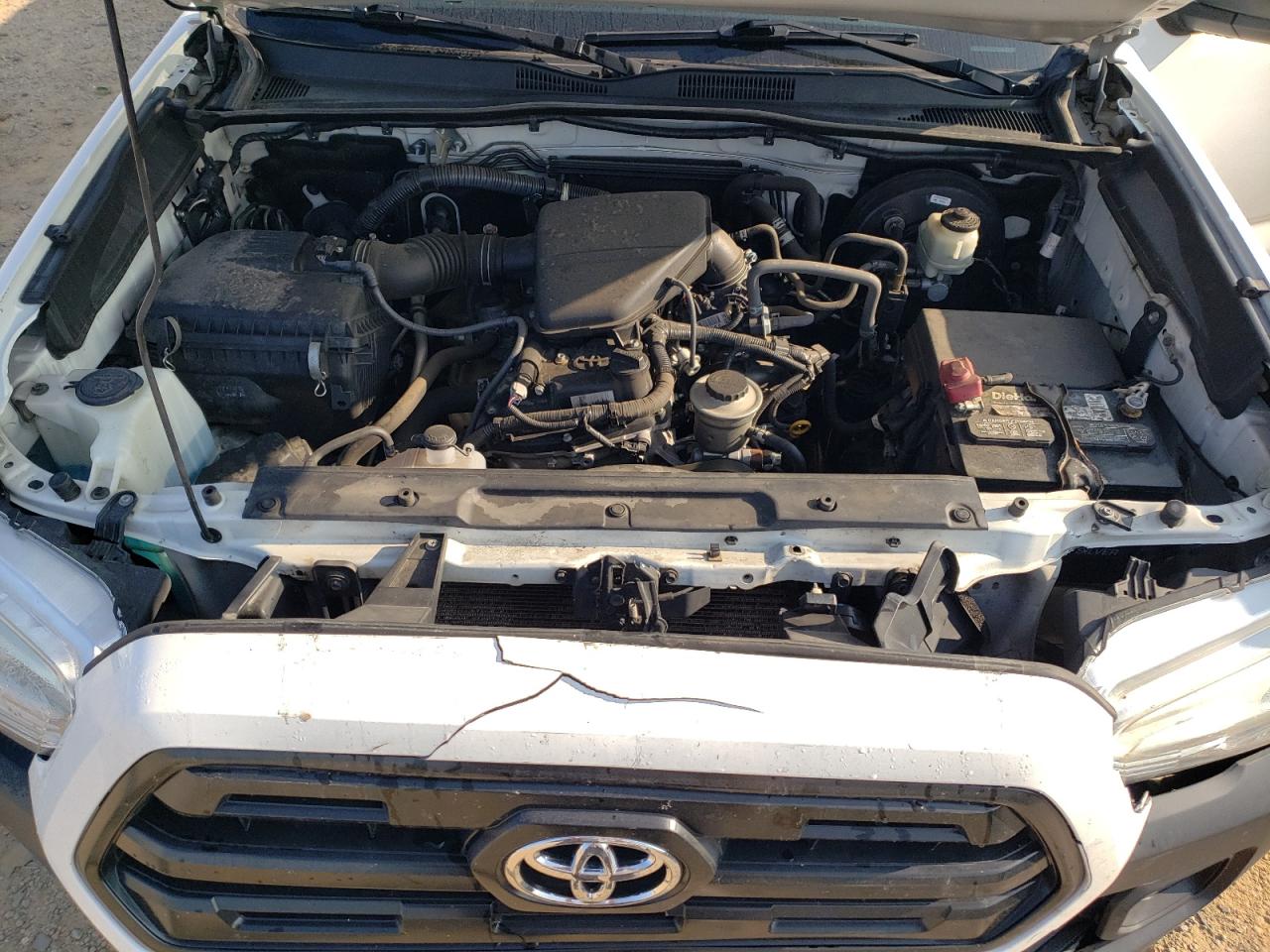Toyota Tacoma Access Cab Image 11