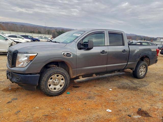  Salvage Nissan Titan