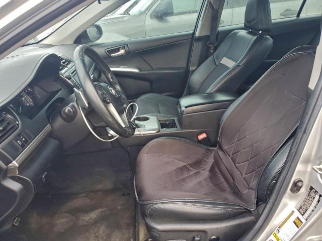 Toyota Camry L Image 9