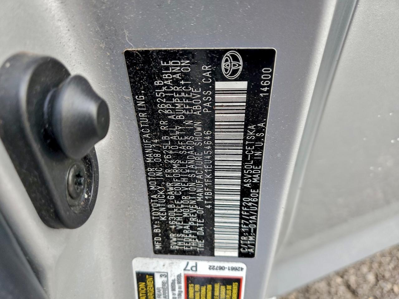 Toyota Camry L Image 7