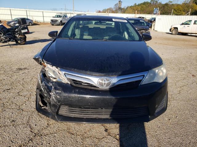 Toyota Camry L Image 10