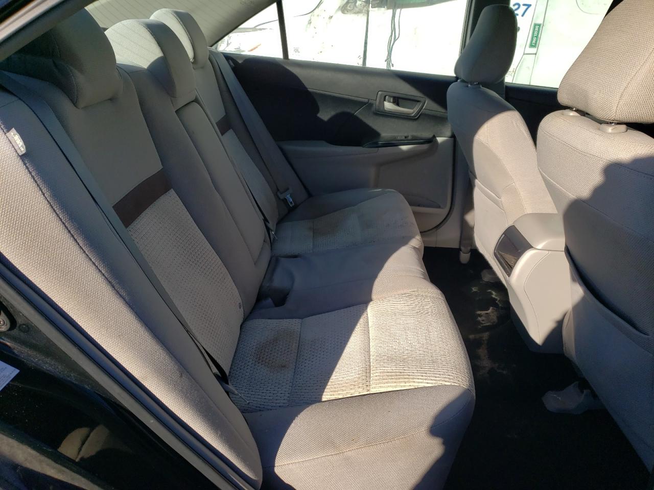 Toyota Camry L Image 5