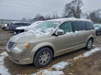  Salvage Chrysler Minivan