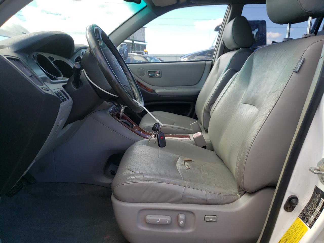 Toyota Highlander Hybrid Image 13