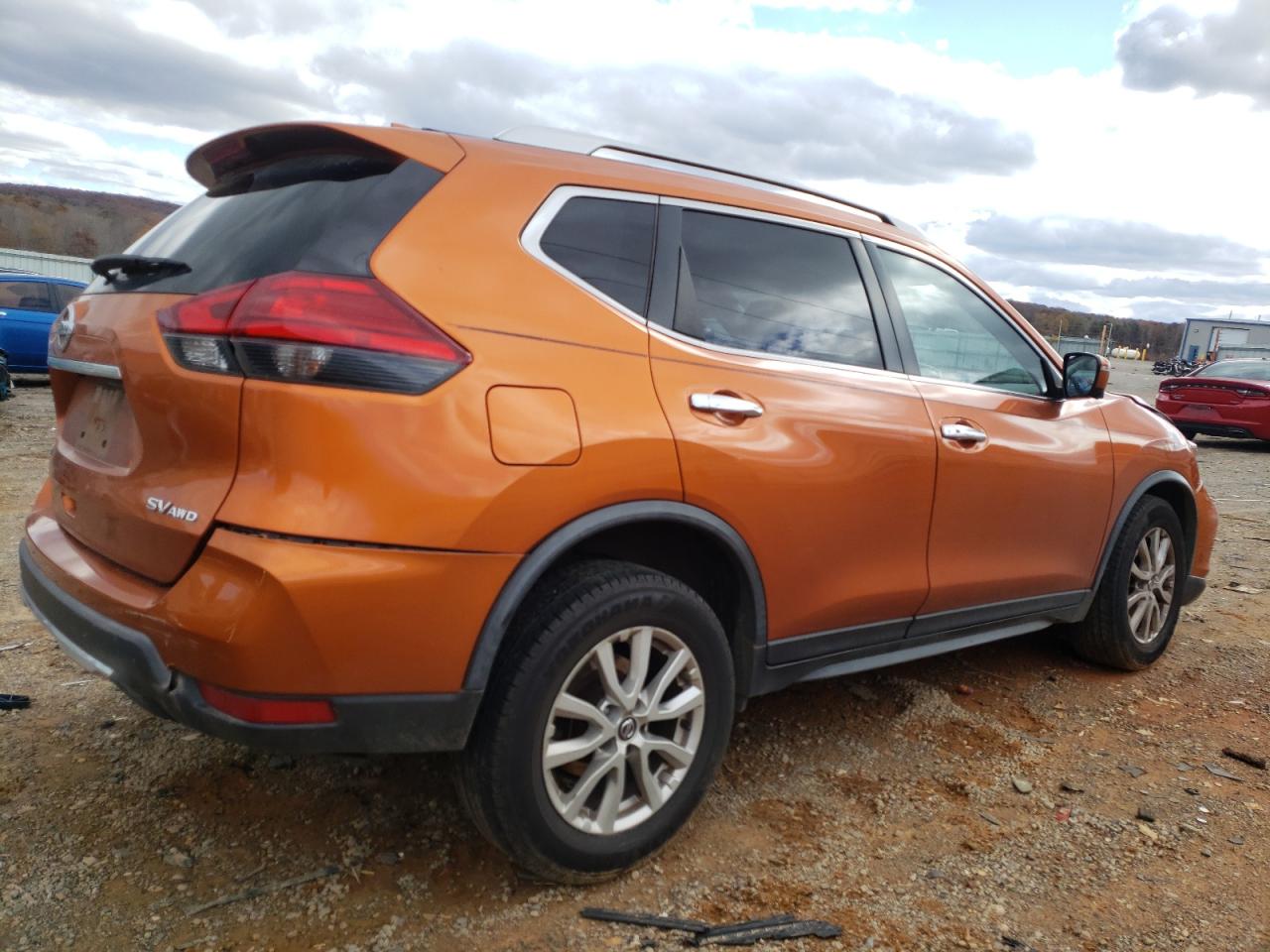 Nissan Rogue S Image 5