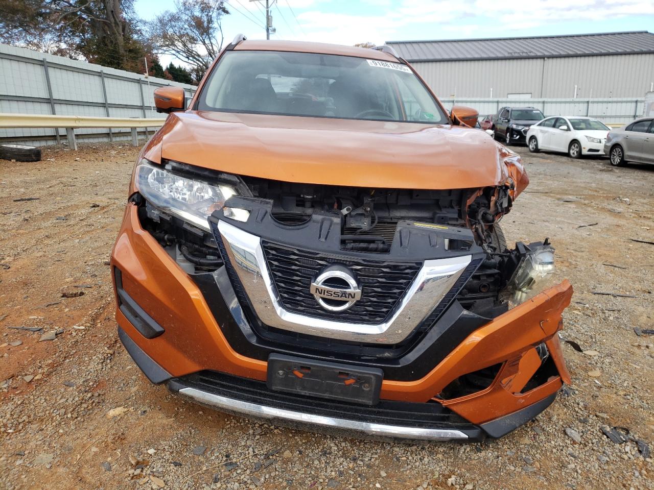 Nissan Rogue S Image 2