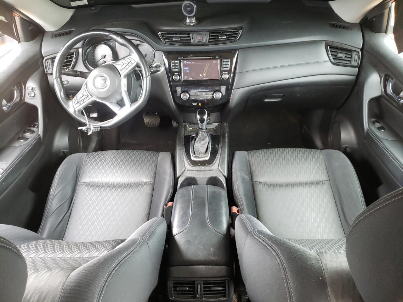 Nissan Rogue S Image 14