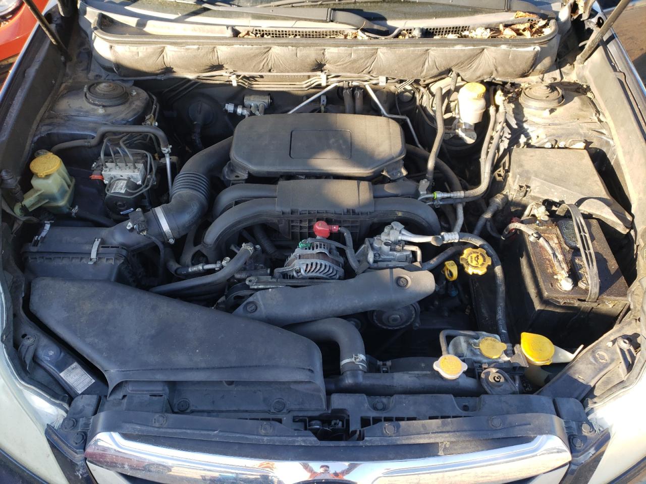 Subaru Outback 2.5i Limited Image 12