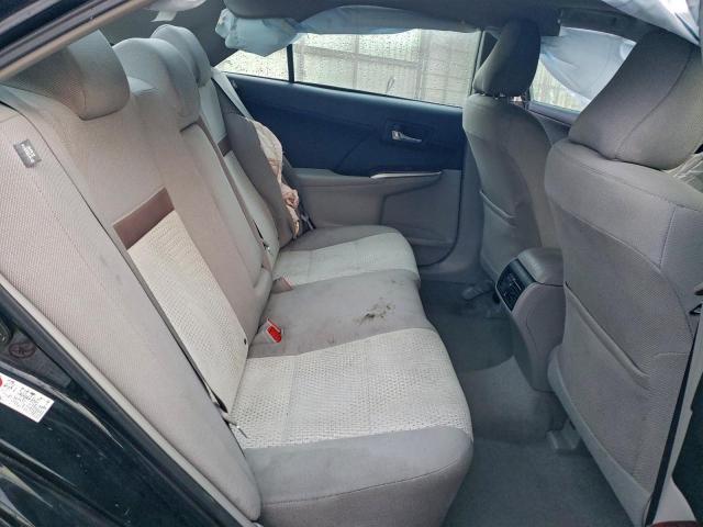 Toyota Camry L Image 9