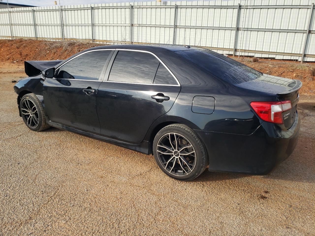 Toyota Camry Se Image 3