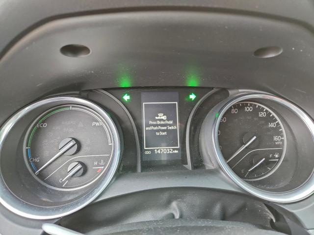 Toyota Camry Le Image 3