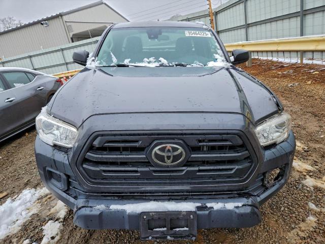 Toyota Tacoma Access Cab Image 11