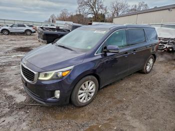  Salvage Kia Sedona