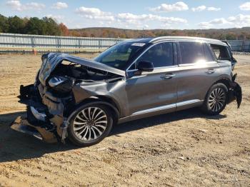  Salvage Lincoln Aviator