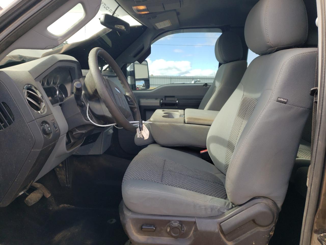 Ford F-250 Super Duty Image 12