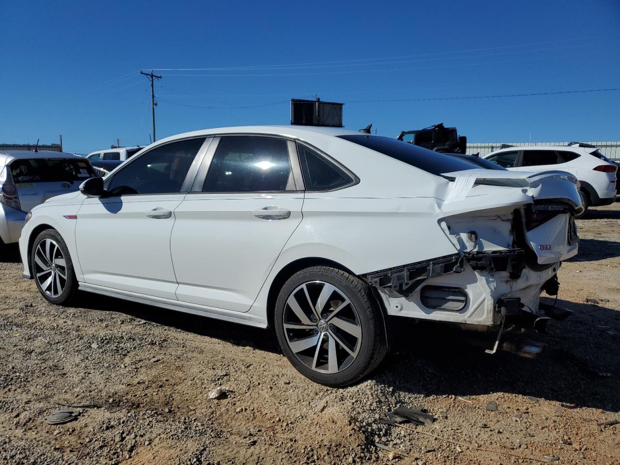 Volkswagen Jetta Gli Image 2