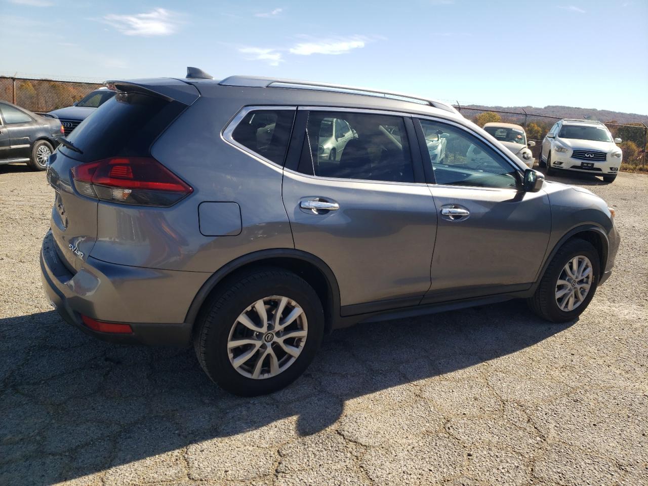 Nissan Rogue S Image 12