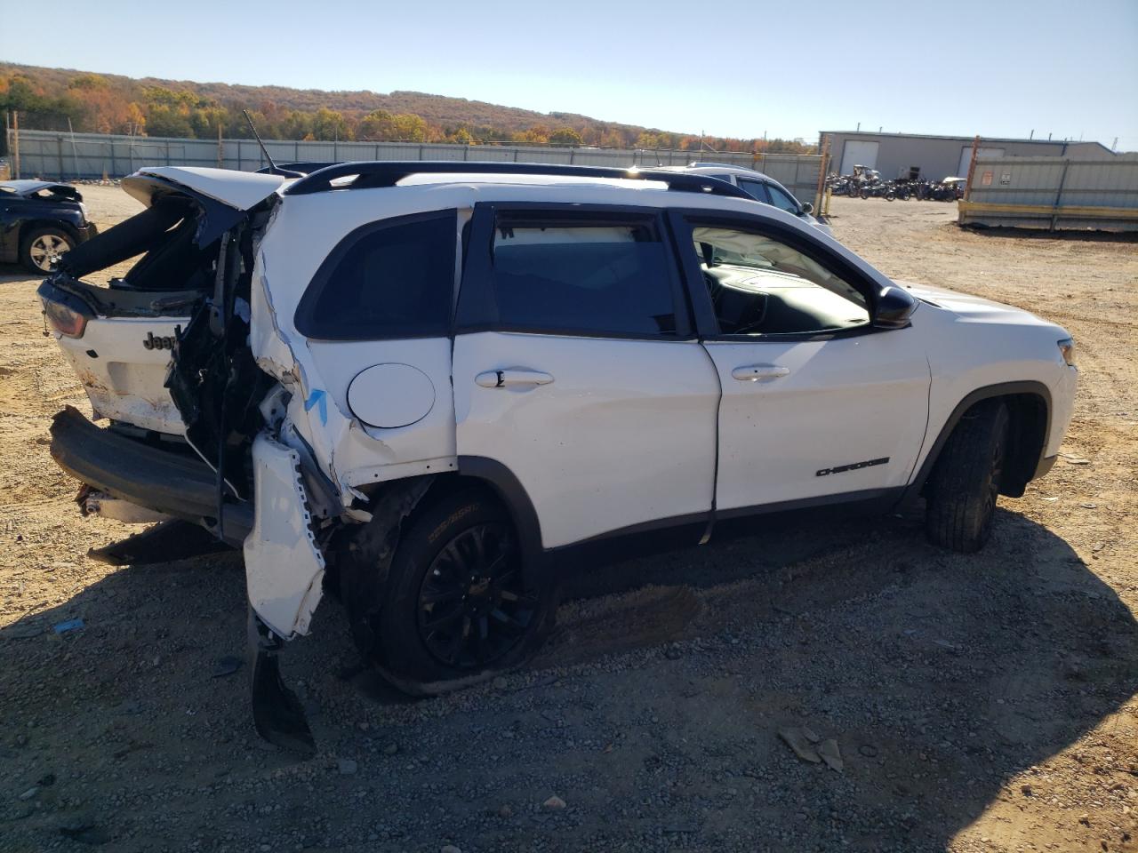 Jeep Cherokee Altitude Lux Image 4