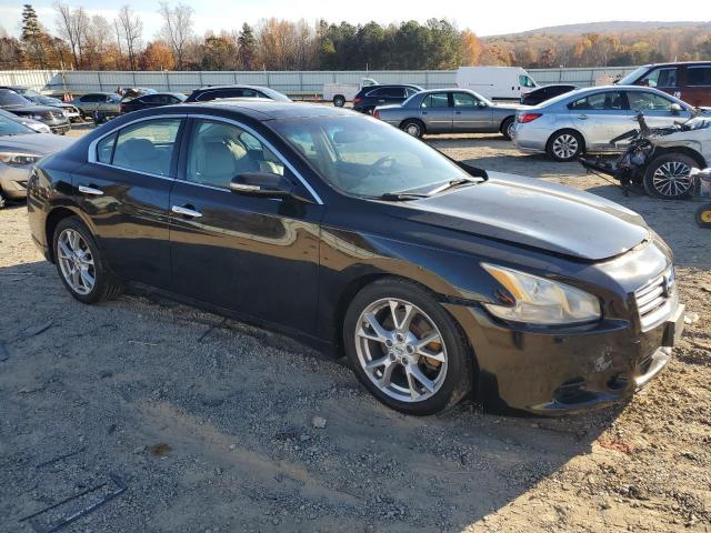 Nissan Maxima S Image 9