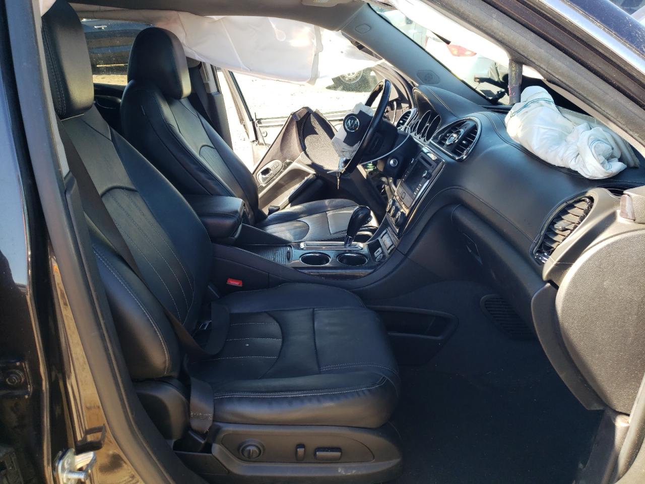 Buick Enclave Image 11