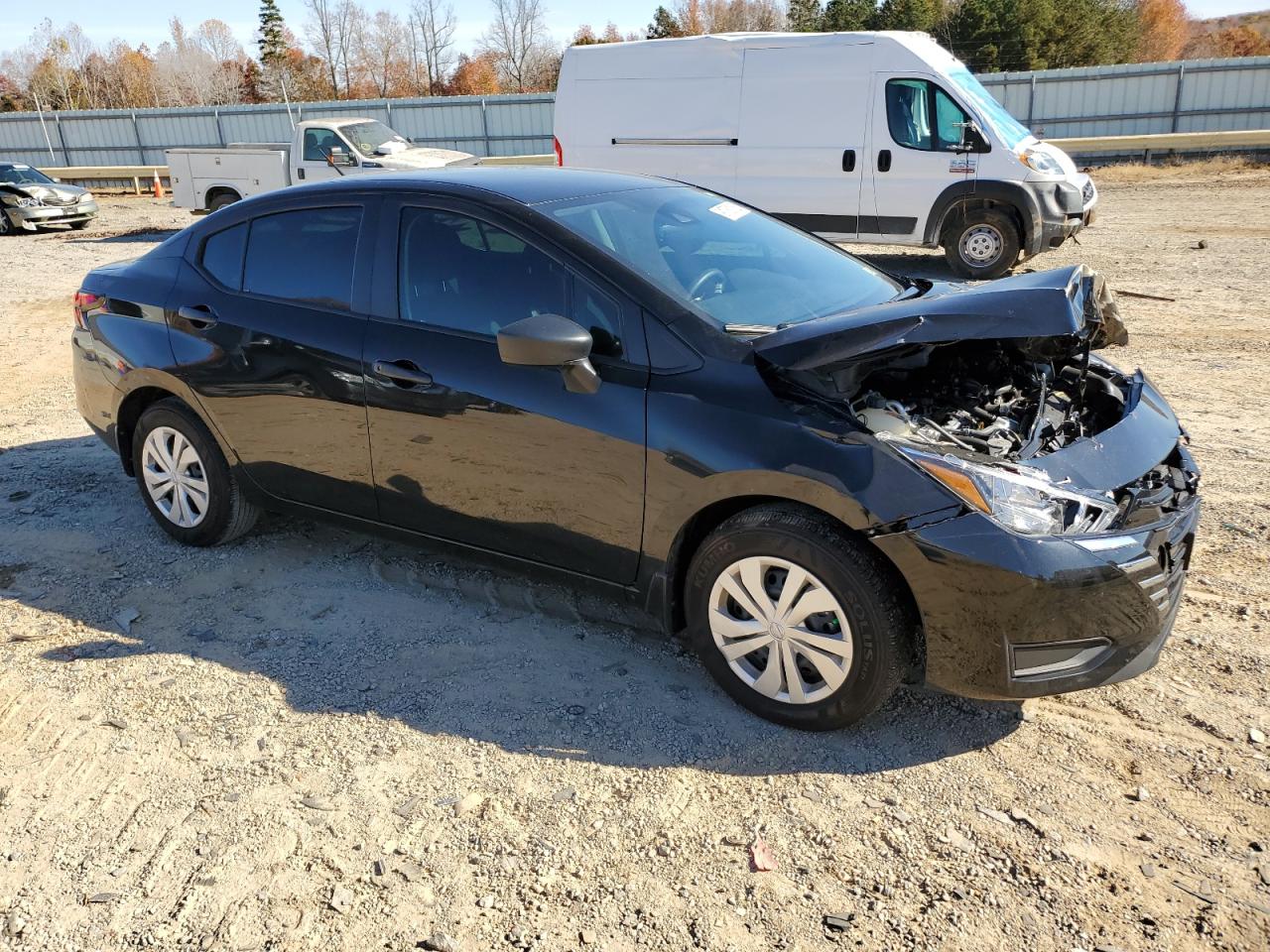 Nissan Versa S Image 4