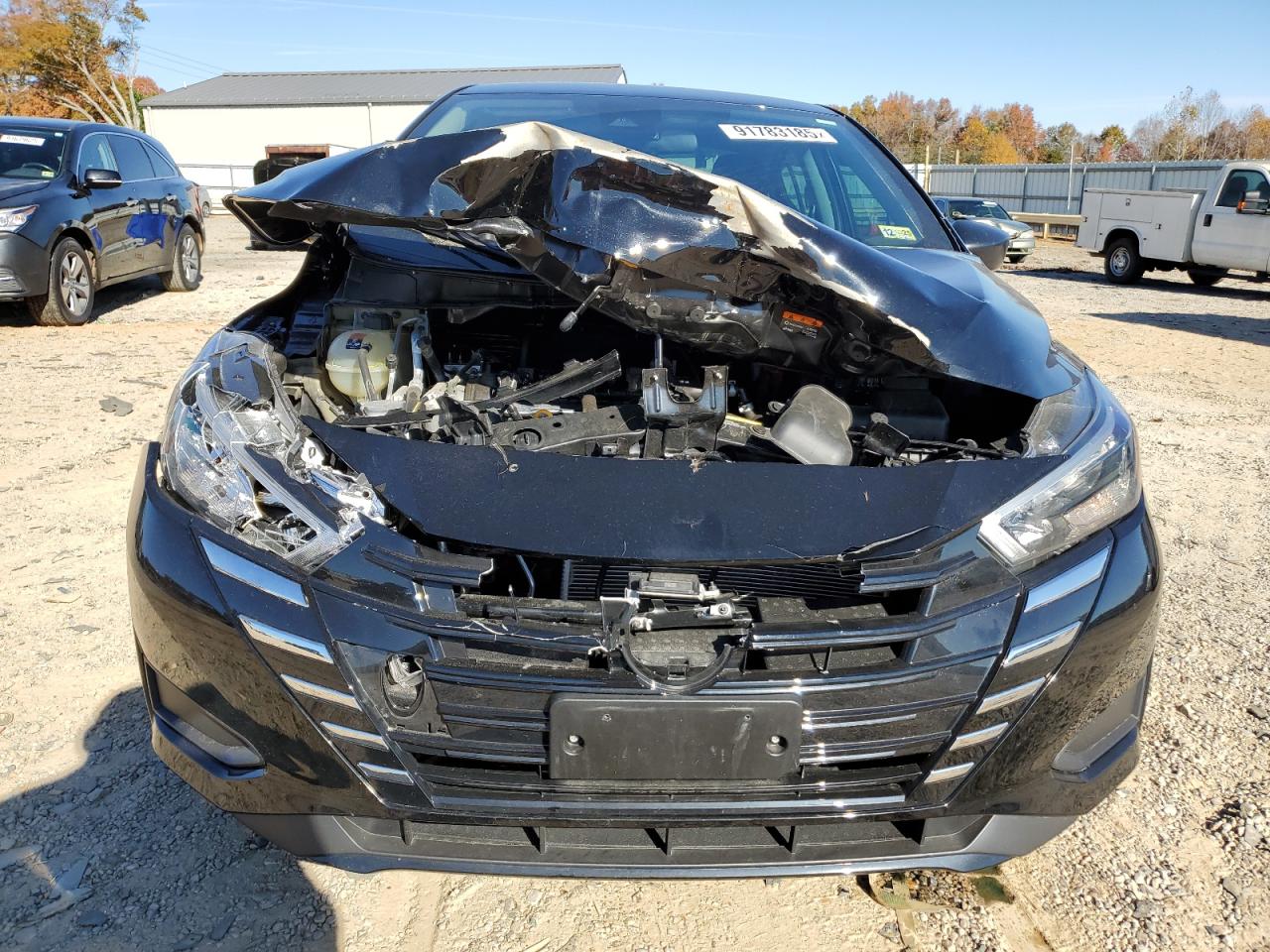 Nissan Versa S Image 9