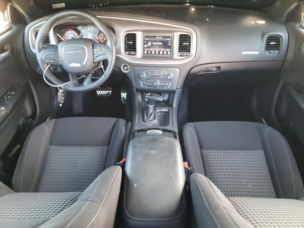 Dodge Charger Sxt Image 9