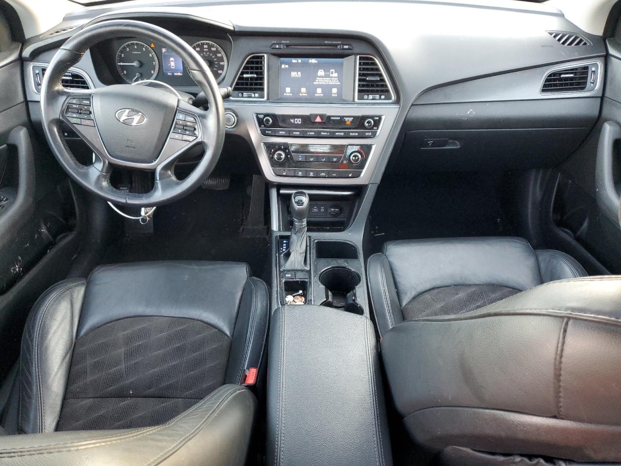 Hyundai SONATA Sport Image 7