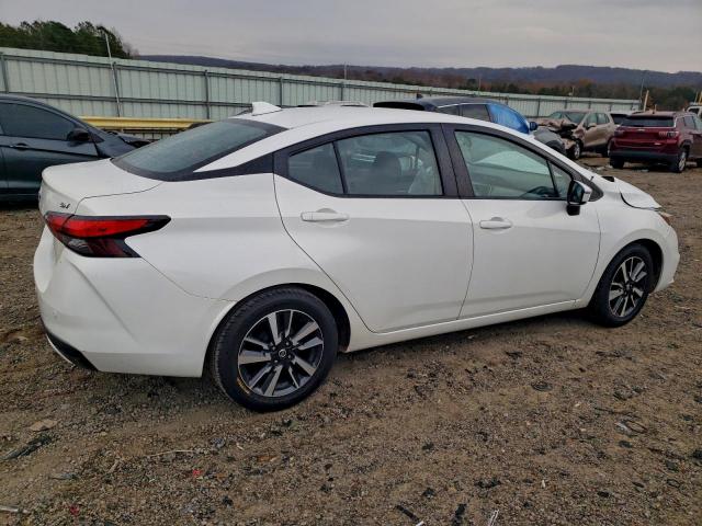 Nissan Versa Sv Image 10