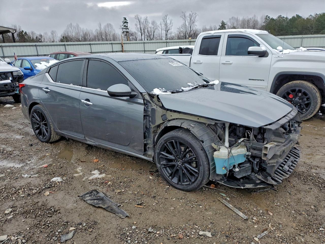 Nissan Altima S Image 4