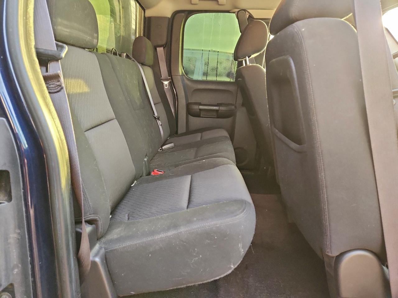 Chevrolet Silverado K1500 Lt Image 2