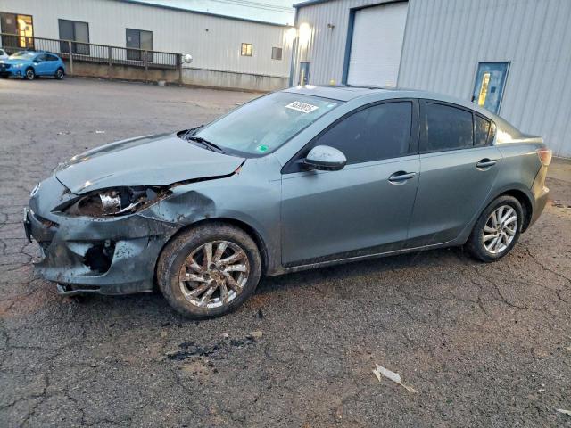  Salvage Mazda 3