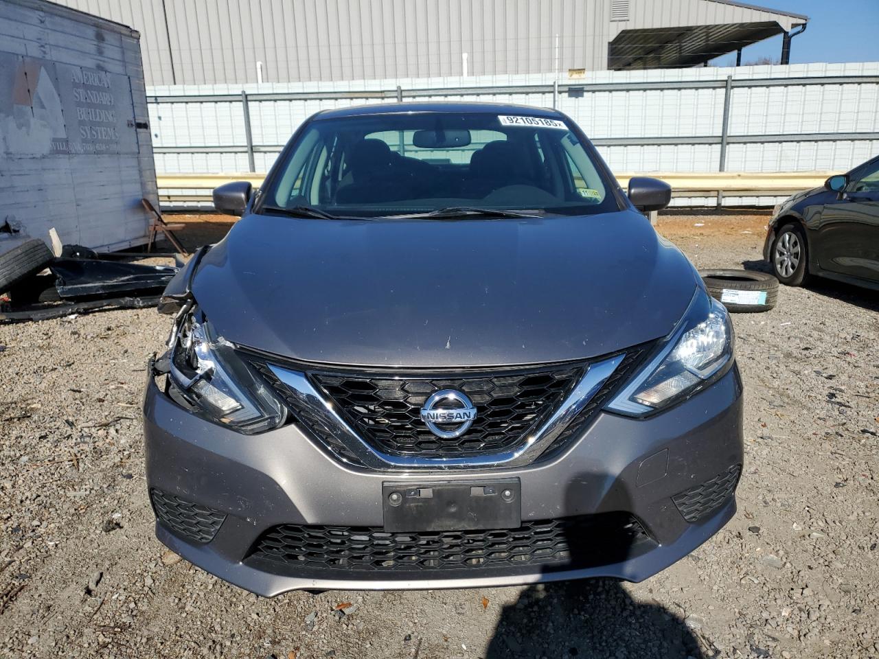 Nissan Sentra S Image 4
