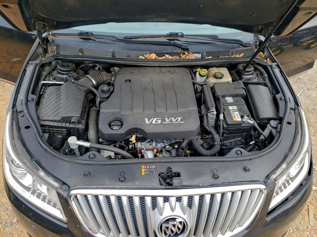 Buick LaCrosse Premium Image 12