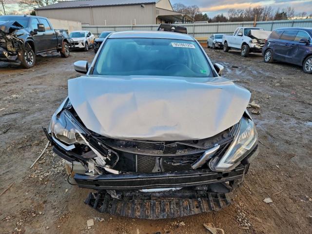 Nissan Sentra S Image 5