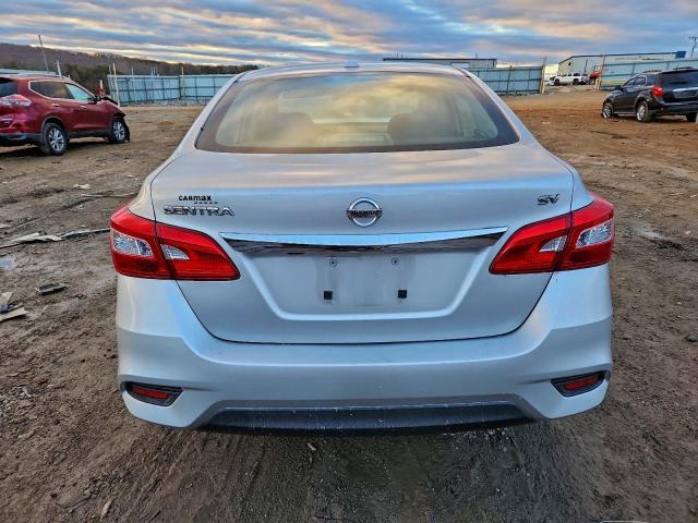 Nissan Sentra S Image 2