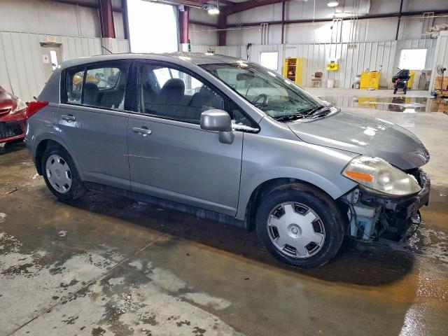 Nissan Versa S Image 7