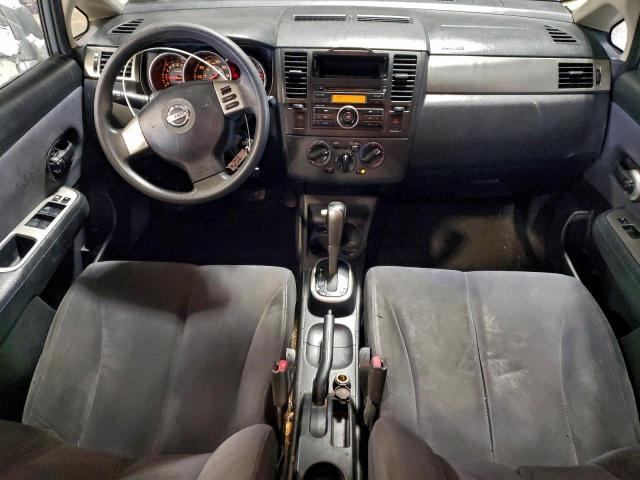 Nissan Versa S Image 3