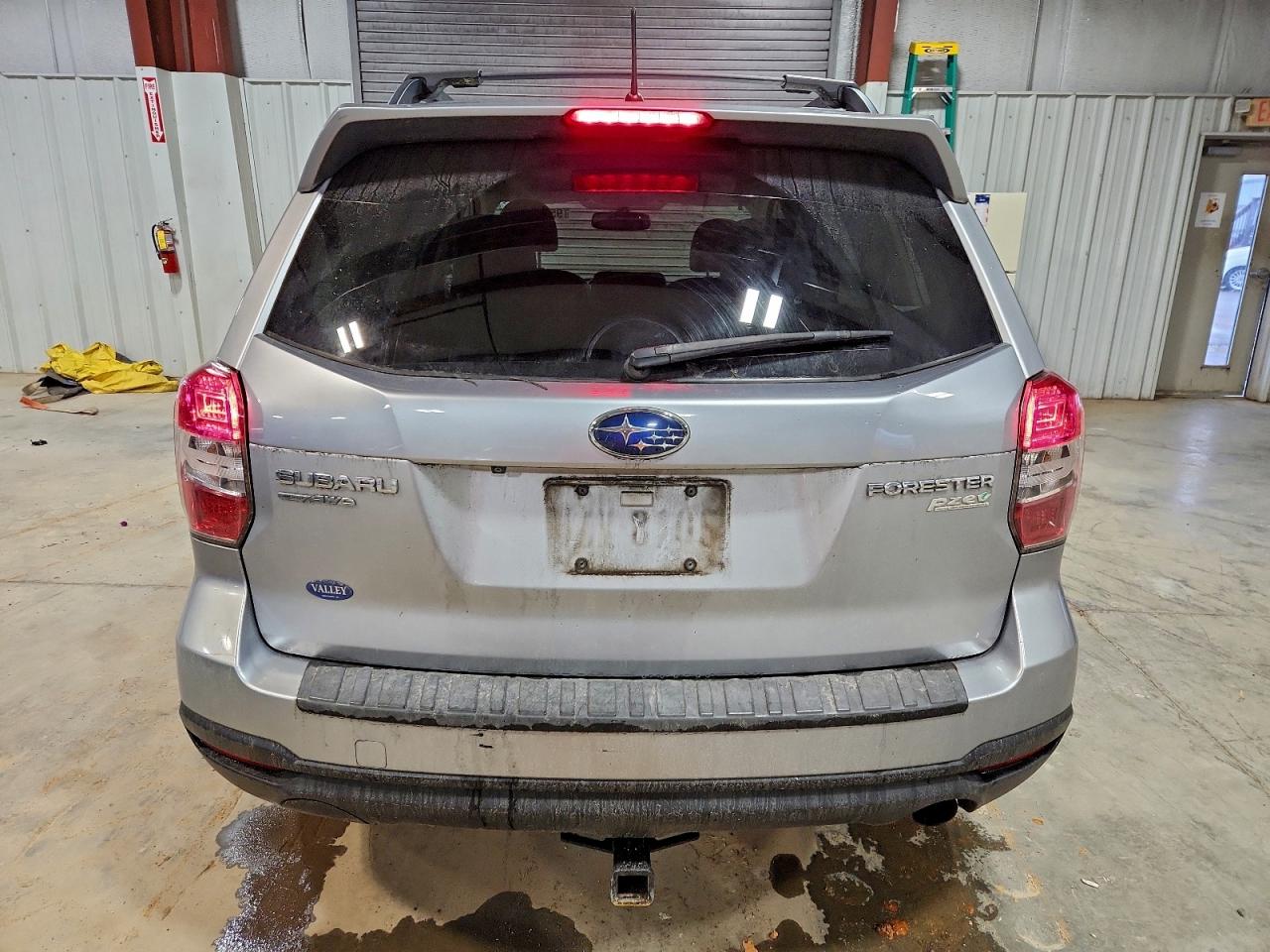 Subaru Forester 2.5i Limited Image 11