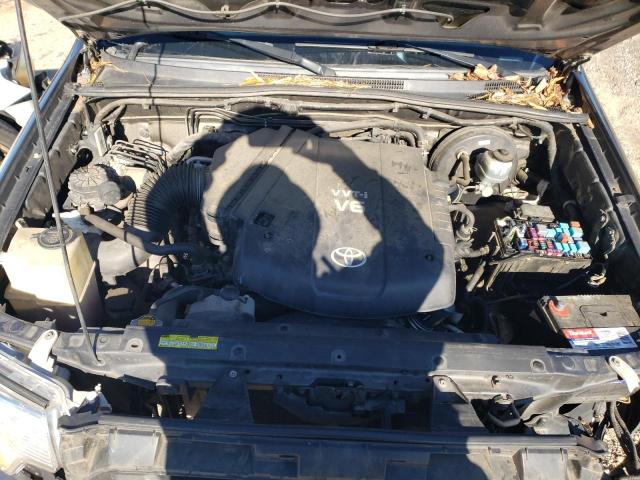 Toyota Tacoma Double Cab Image 12