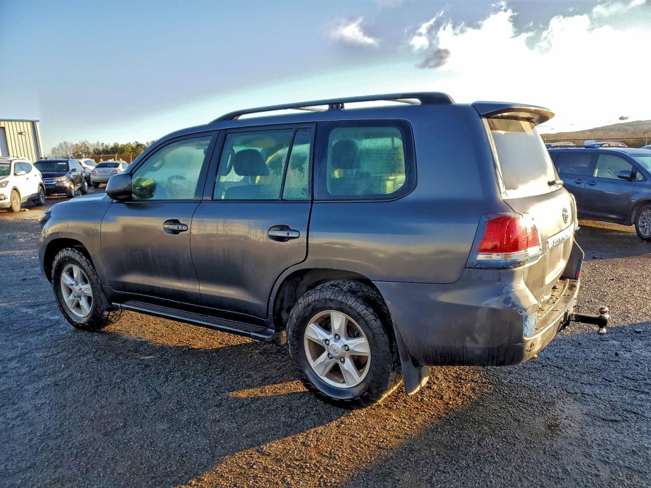 Toyota Land Cruis Image 12