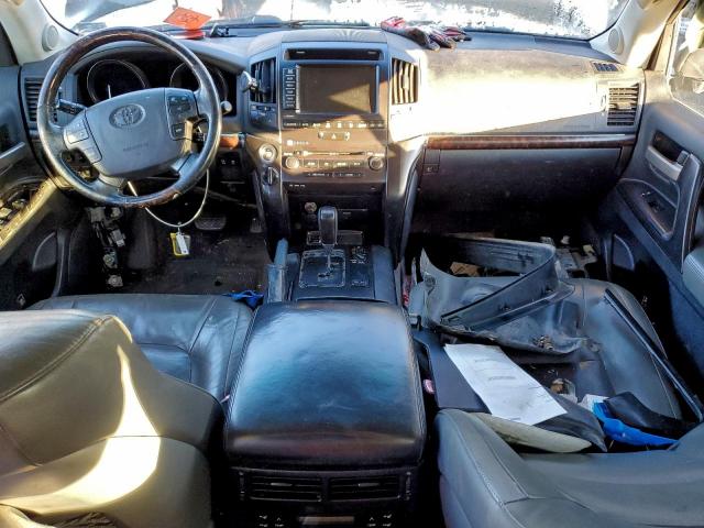 Toyota Land Cruis Image 5