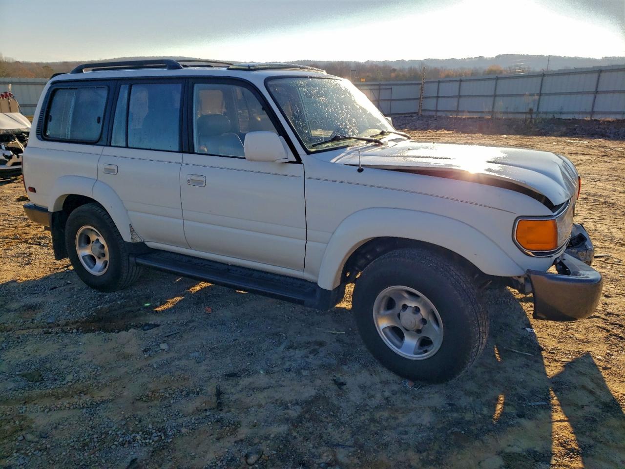 Toyota Land Cruis Hj85 Image 4