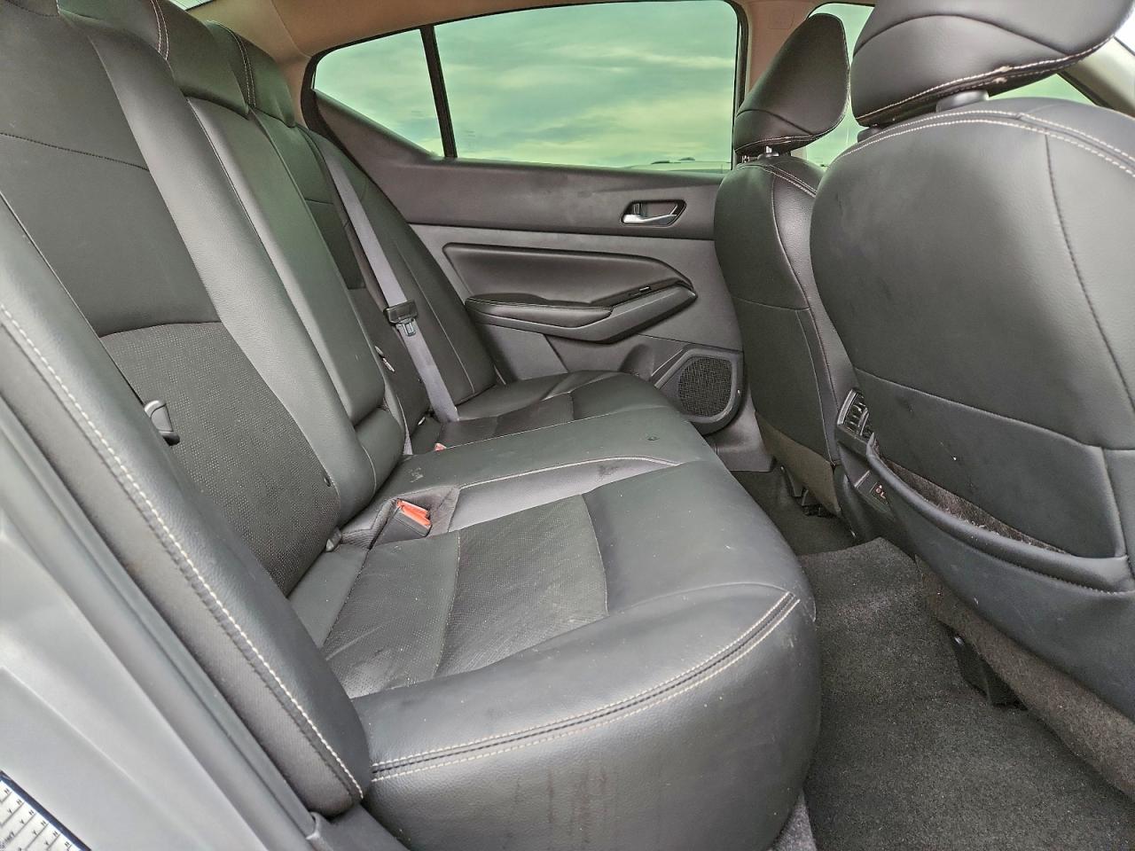 Nissan Altima Sl Image 9