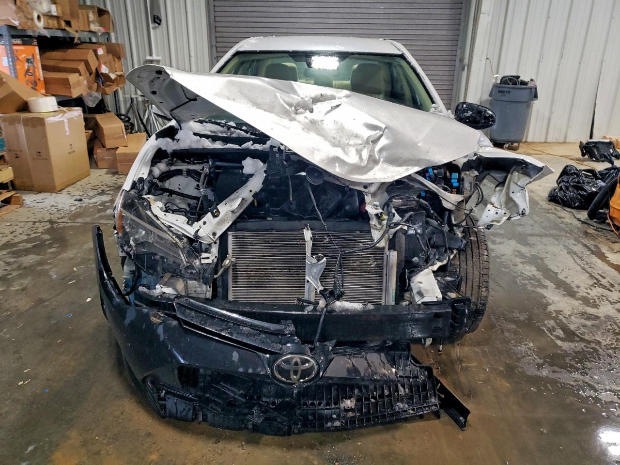 Toyota Corolla L Image 8