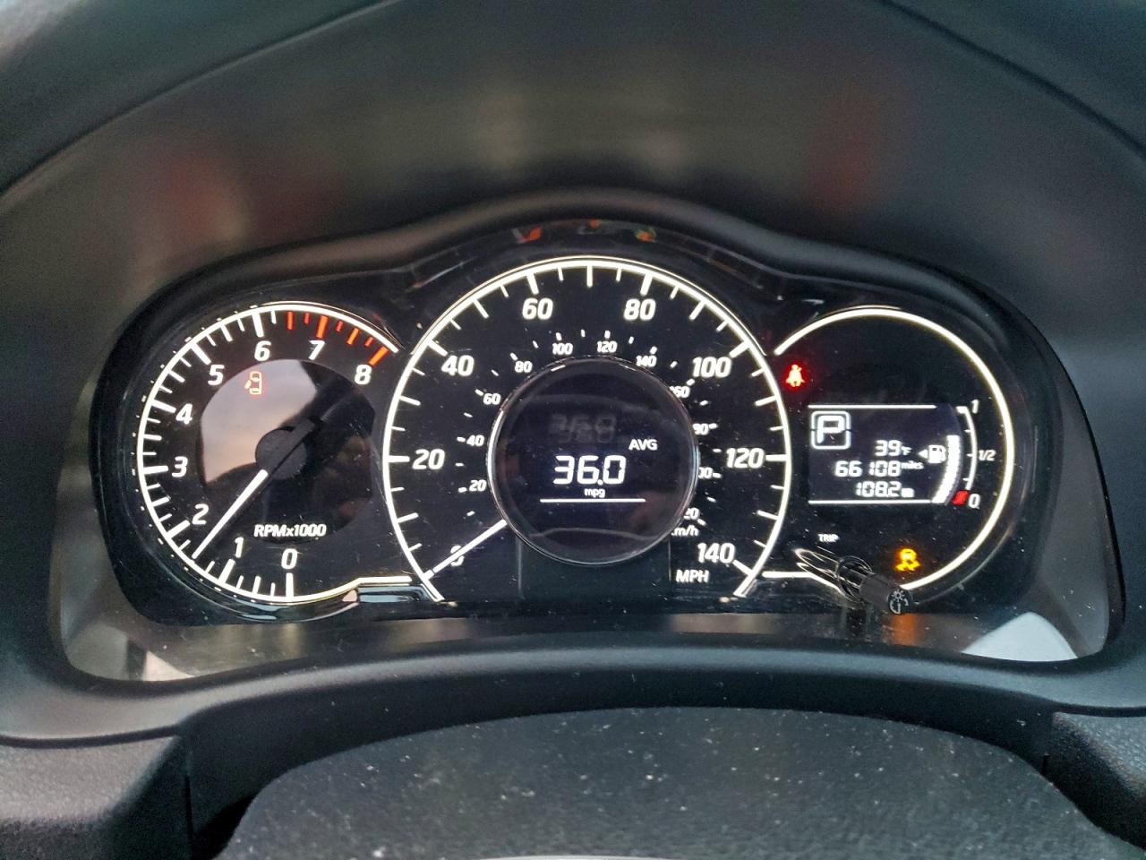 Nissan Versa S Image 9