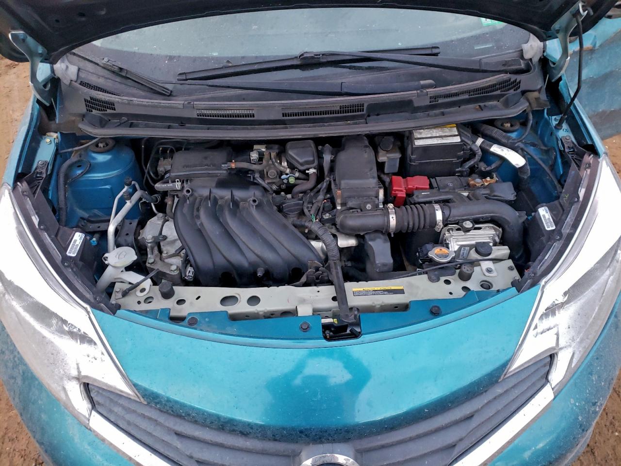 Nissan Versa S Image 10